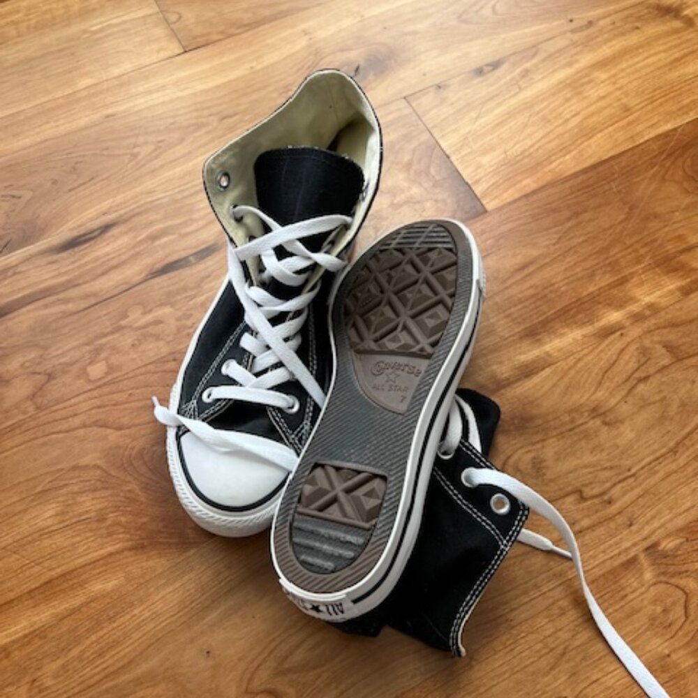 NWOT** Adults' Converse Chuck Taylor All Star Canvas Hi Sneakers - Picture 6 of 6